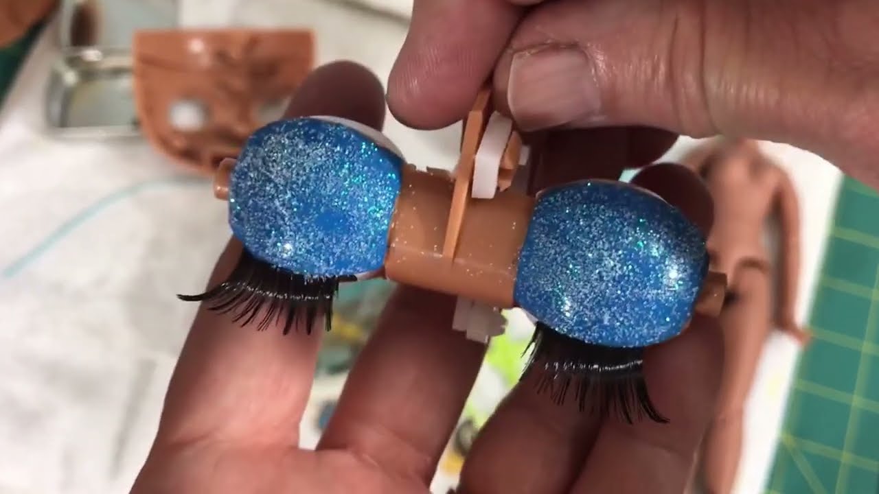 Blythe Sleepy Eyes Painting and Decorating for Customizing Blythe Dolls