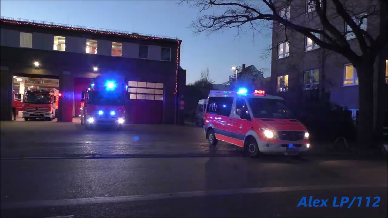 [Feuer im Mehrfamilienhaus] Modernster Löschzug Hamburg Barmbek F23