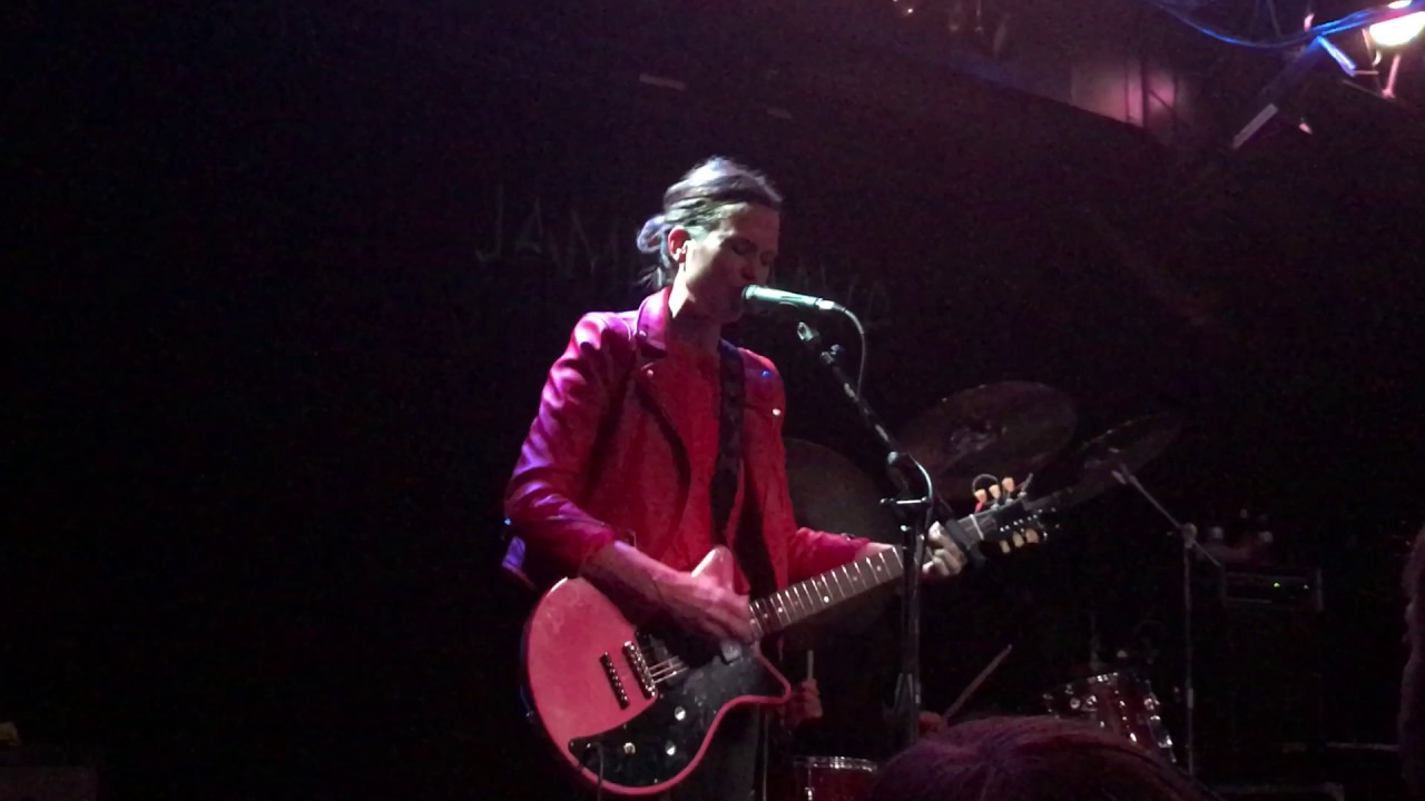 Bad Moon Rising, Juliana Hatfield, Jammin' Java, 4-25-2017