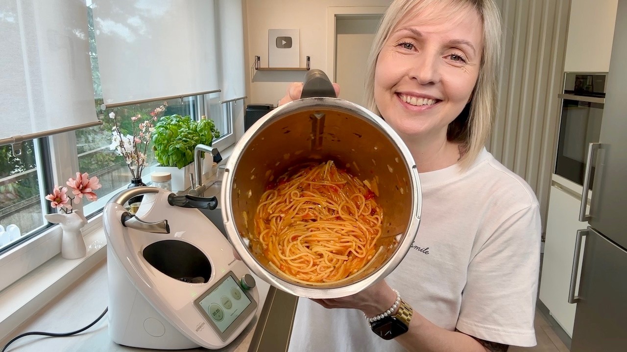 One Pot 🍝 Spaghetti all`arrabbiata 🍝 - einfacher geht es nicht 👍🏻 - Thermomix® Rezept