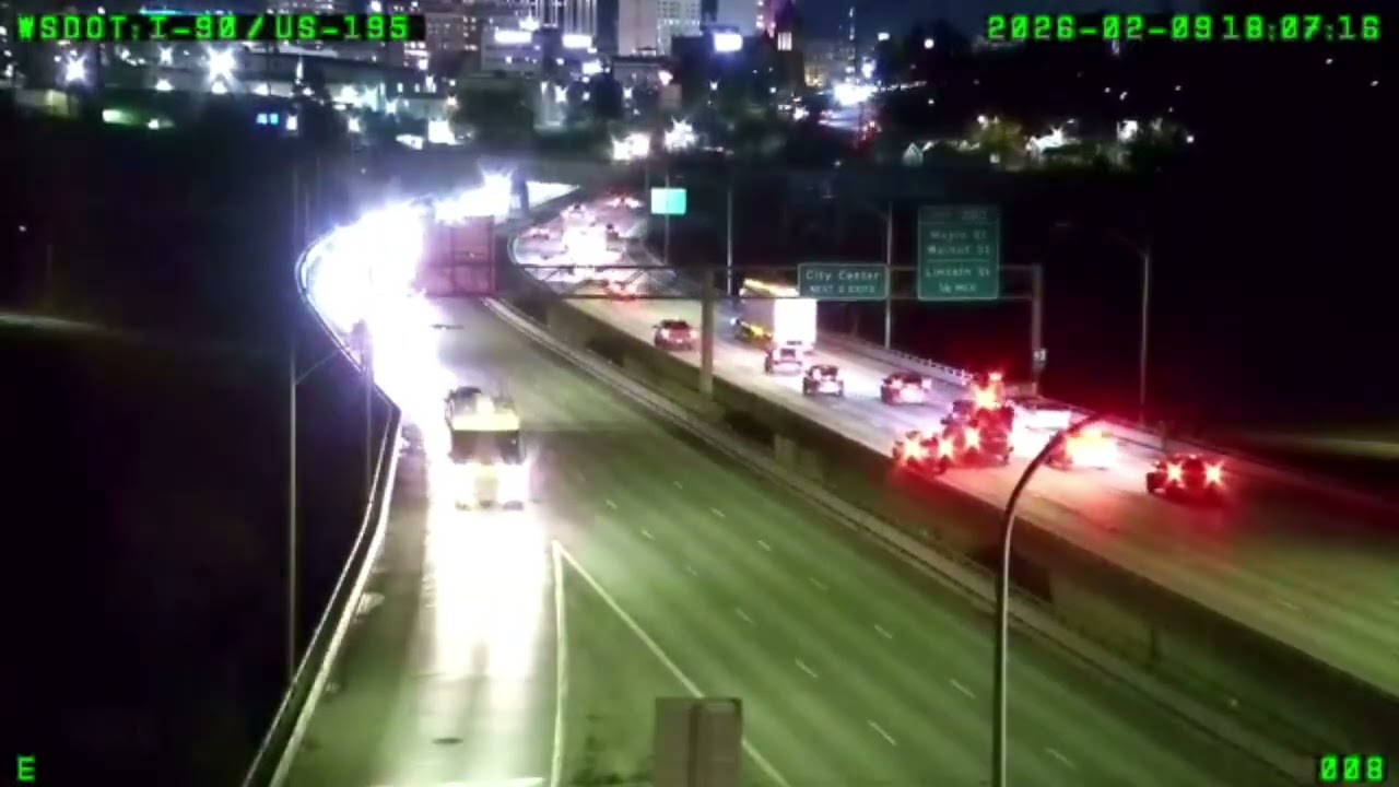 Spokane(Washington): Reckless Driver Crashes Into Disabled Vehicle On I-90 