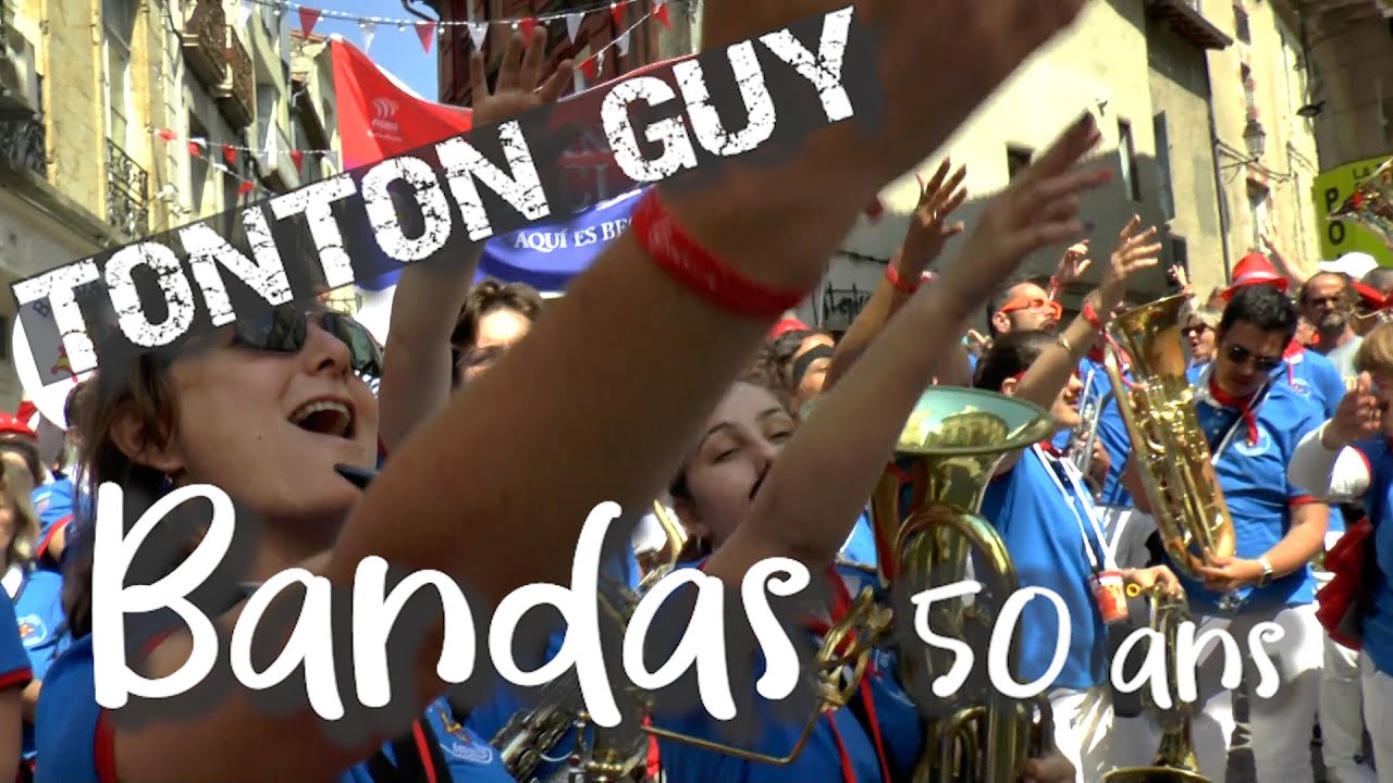 SI NOS ORGANISAMOS par la banda MESCLADIS passage animation place du Lion d'or CONDOM 2023