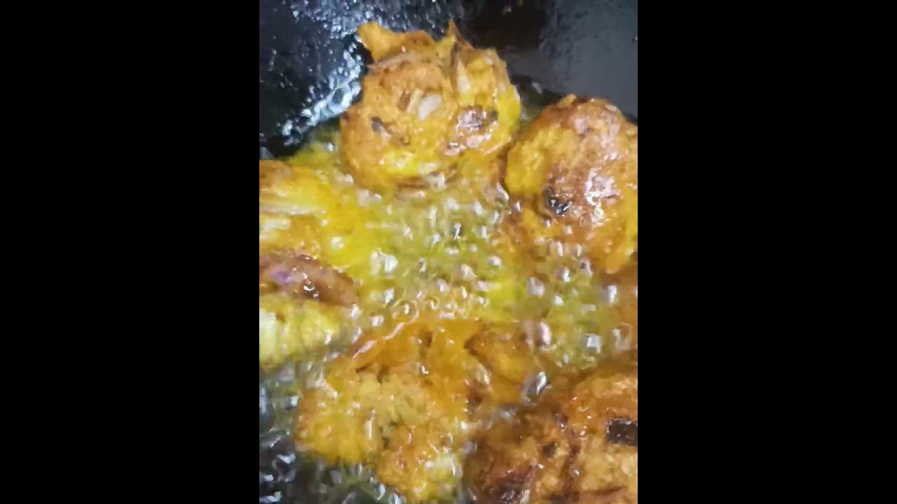 आज की रेसिपी मसूर की दाल प्याज की पकोड़े की सब्जी बनाने के लिए वीडियो पूरा देखें लाइक सब्सक्राइब करे