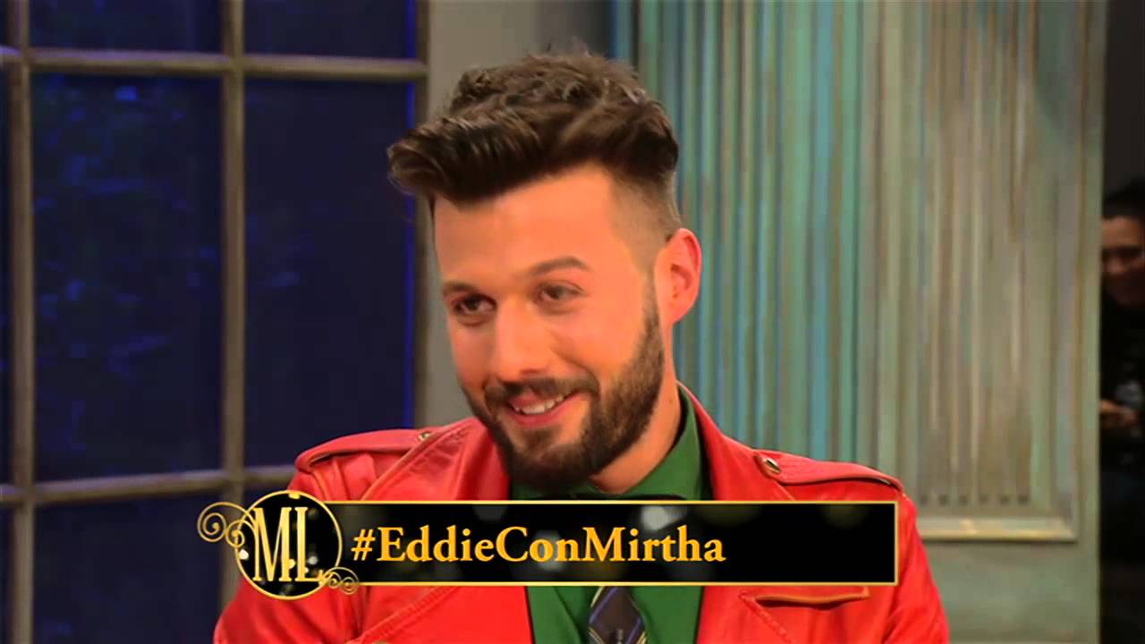 La noche de Mirtha 2014 - ¡Increíble momento con Mirtha! Desnudaron a Eddie Fitte