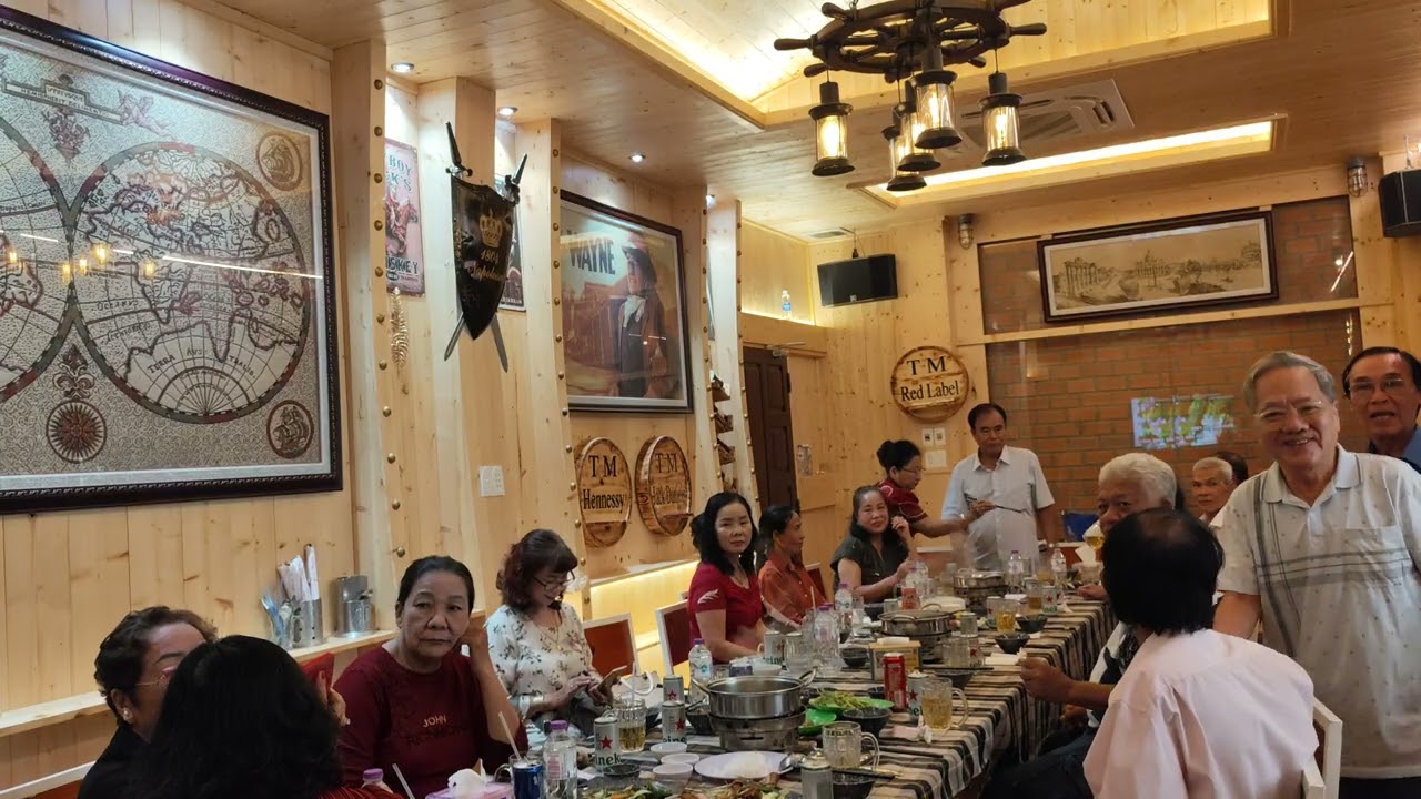 Họp mặt nhóm công tỷ thương nghiệp hồng ngự năm 2026
