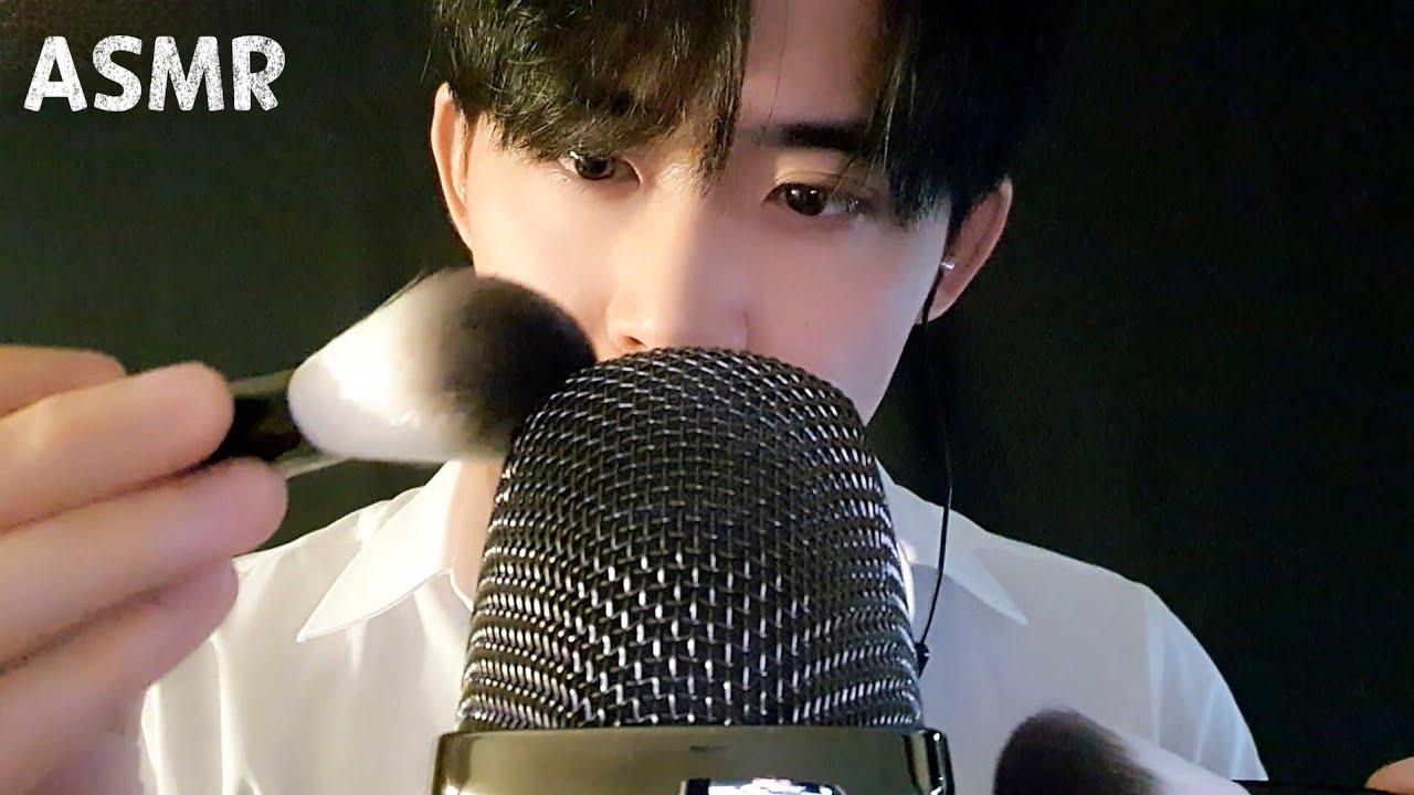 ASMR 위스퍼링 단어반복 잘자 고생했어~ 마이크 자극하면서 진행 / ASMR whispering, mic brushing and touching Korean + English
