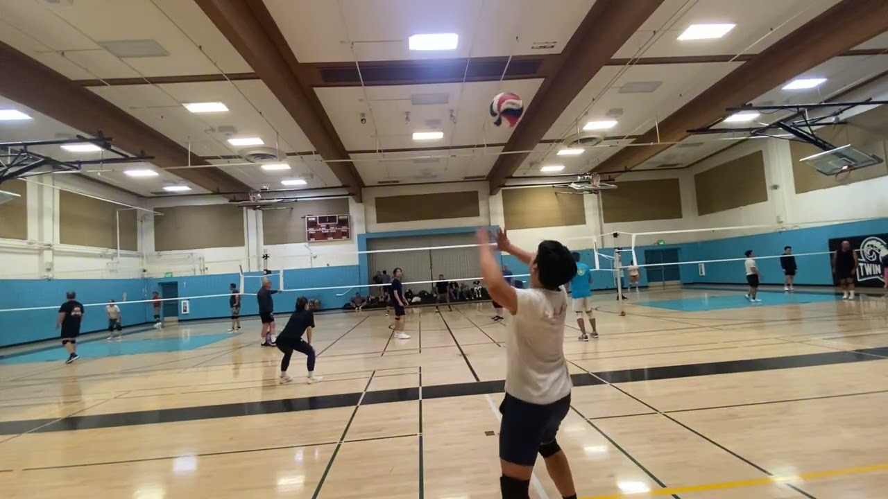 Twin Peaks 1 vs 2 Set 2 02-12-26