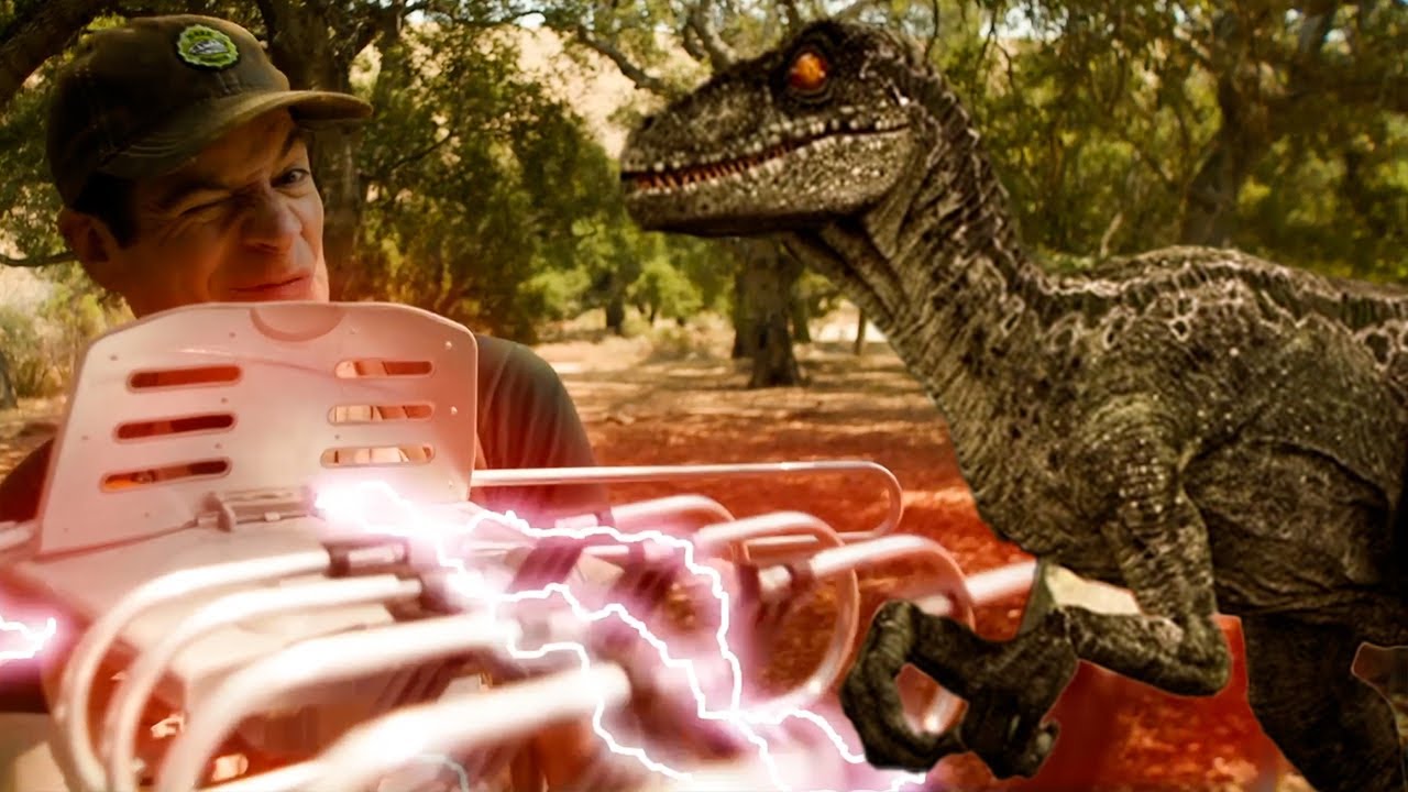 Broken Dinosaur Gadget! @TRexRanch | Moonbug Kids - Explore With Me! | Dinosaur Videos for Kids