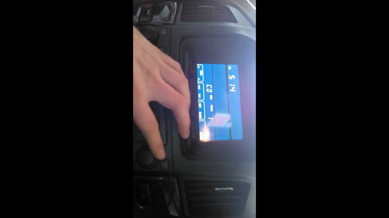 Установка YATOUR 7+5 YT-M06 на Toyota Harrier 2001 года
