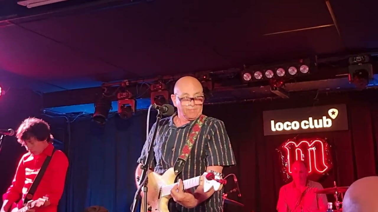 Paul Collins Beat - All over The World (live in Loco Club València)