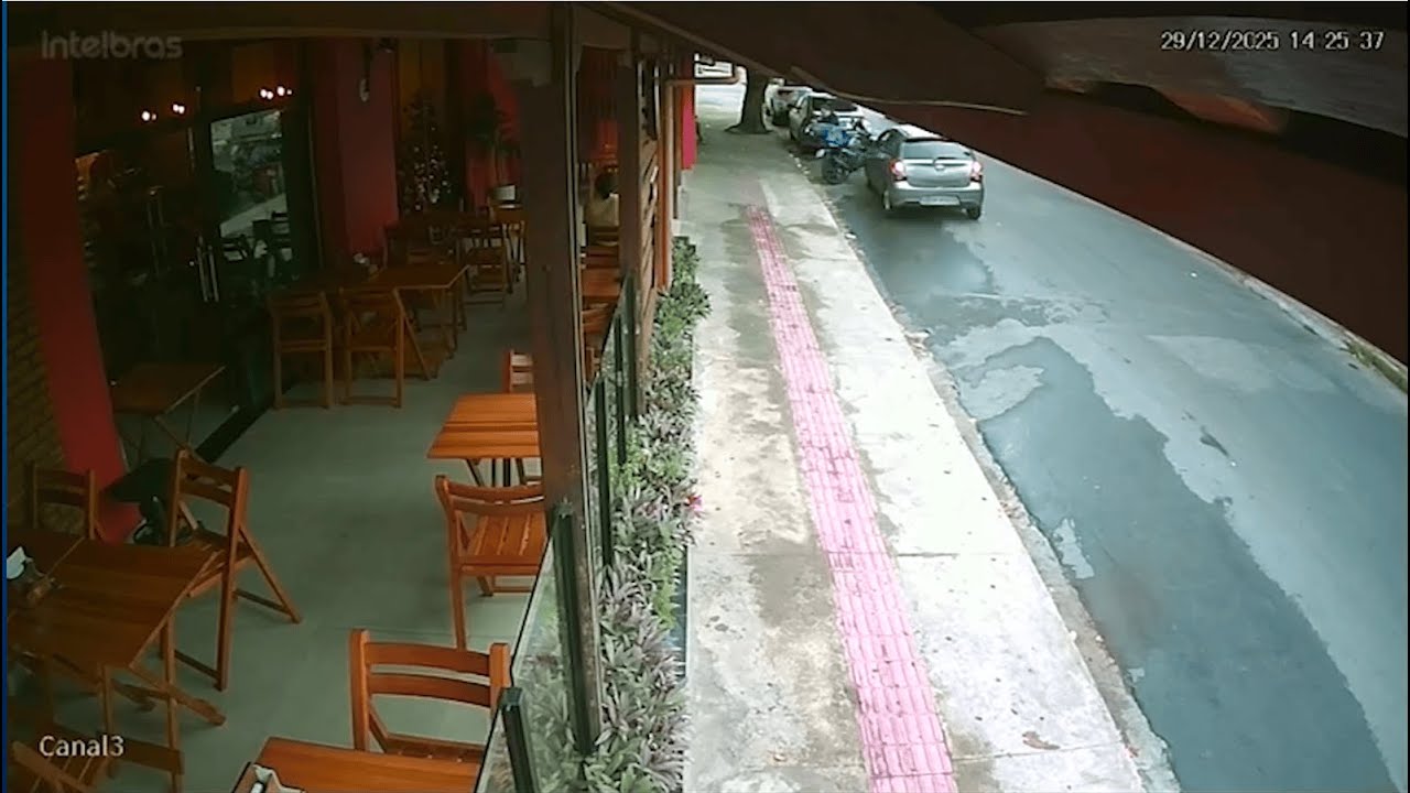 MULHER ESCAPA POR POUCO DE ATROPELAMENTO NA REGIÃO NORDESTE DE BH 30/12/2025