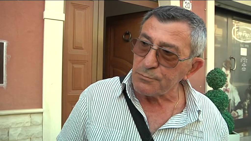 Interviste al mercatino di Villasmundo frazione di Melilli