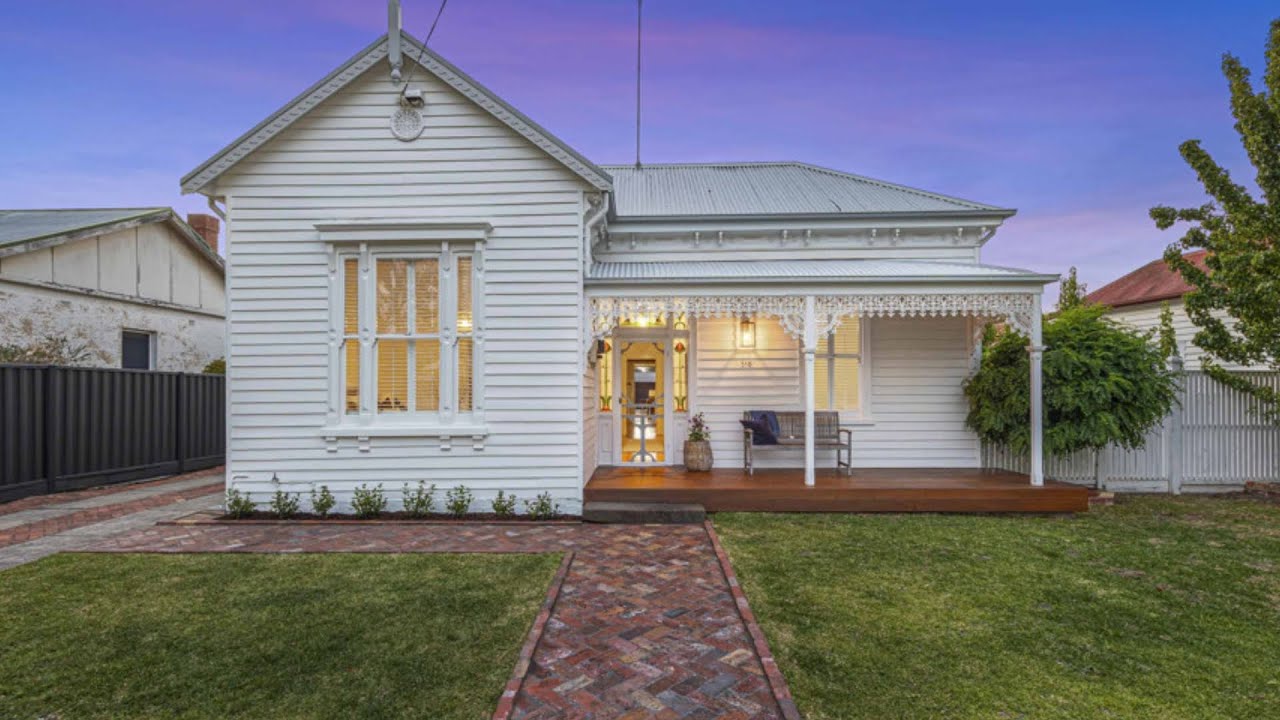 518 Drummond Street South, REDAN, Victoria