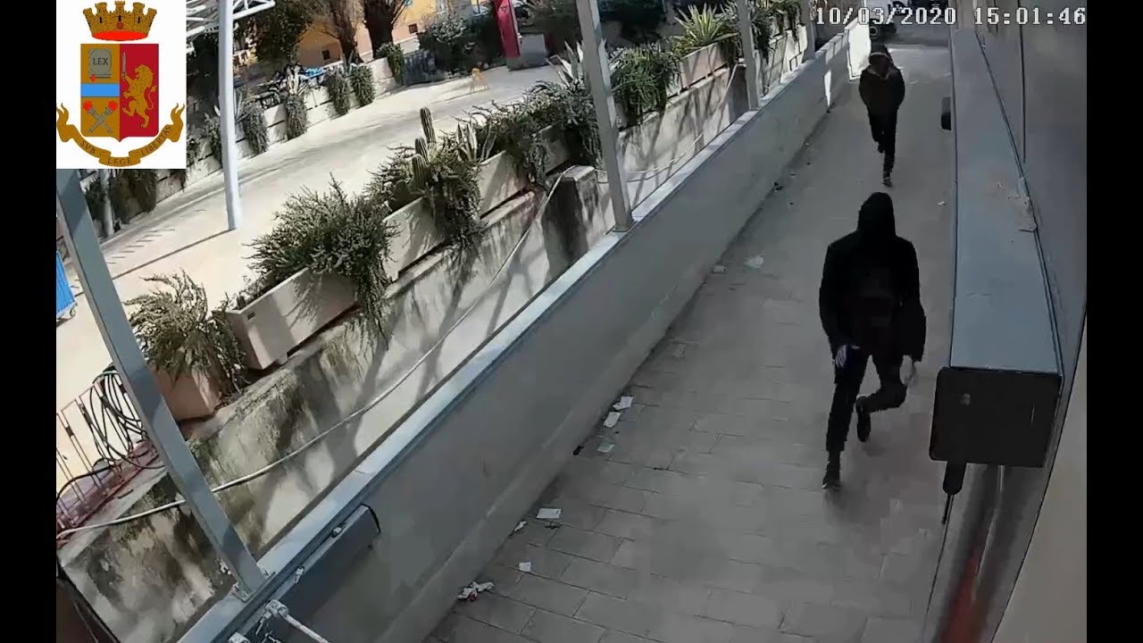 Terni, la rapina al supermercato Emi del 10 marzo: un mese dopo rapinatori in manette