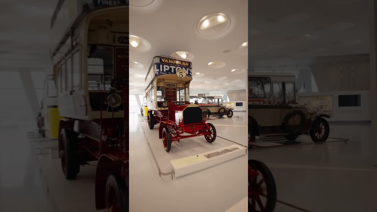 History in motion – a dynamic ride through the Mercedes-Benz Museum! 