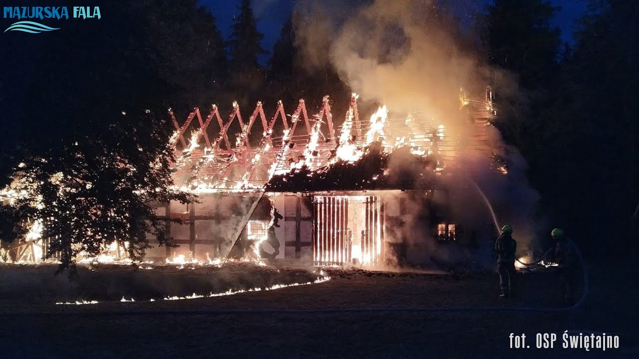 Gmina Świętajno. Pożar zabytkowej stodoły w Chochole.