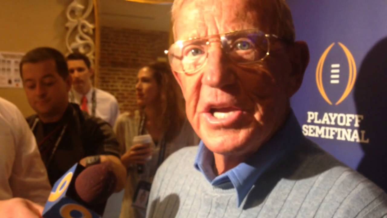 Lou Holtz on hiring Urban Meyer at Notre Dame