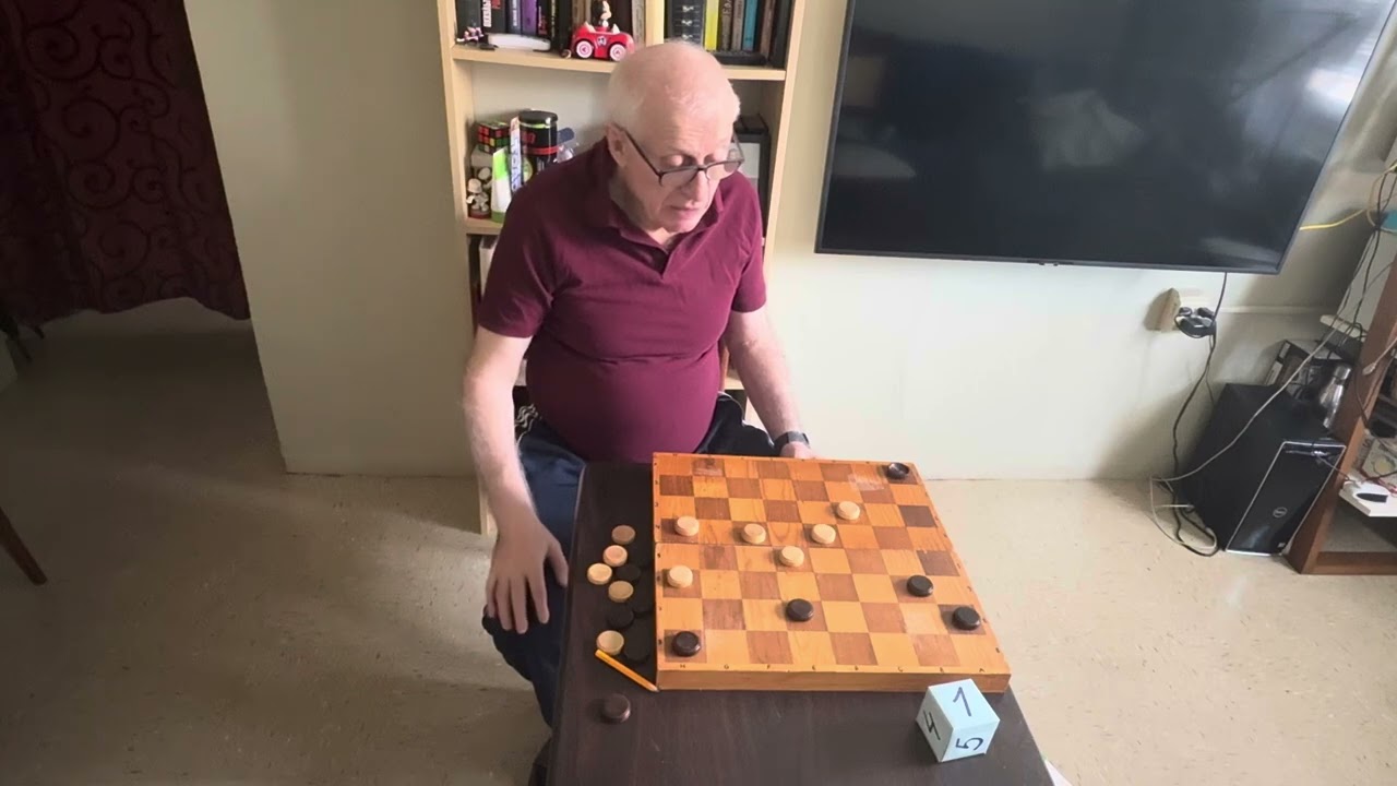 Russian checkers lesson 2124***