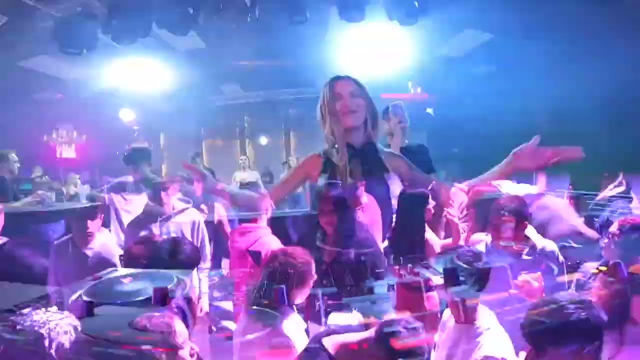 ESTHER BRONCHAL - TREMENDA CLUB XÀTIVA W/SONDER