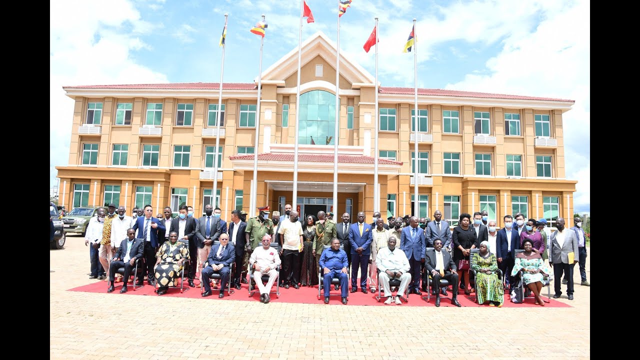 Mozambique President tours Kawumu farm, Gen. Saleh at Namunkekera Industrial Park.