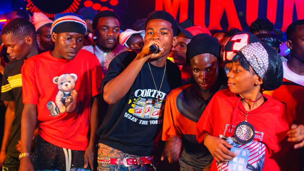FIZO MC SHOW LIVE | NIMEJITAFUTA NIMEJIPATA | USIKU WA APA MAPENZI TU BY DON BREEZY