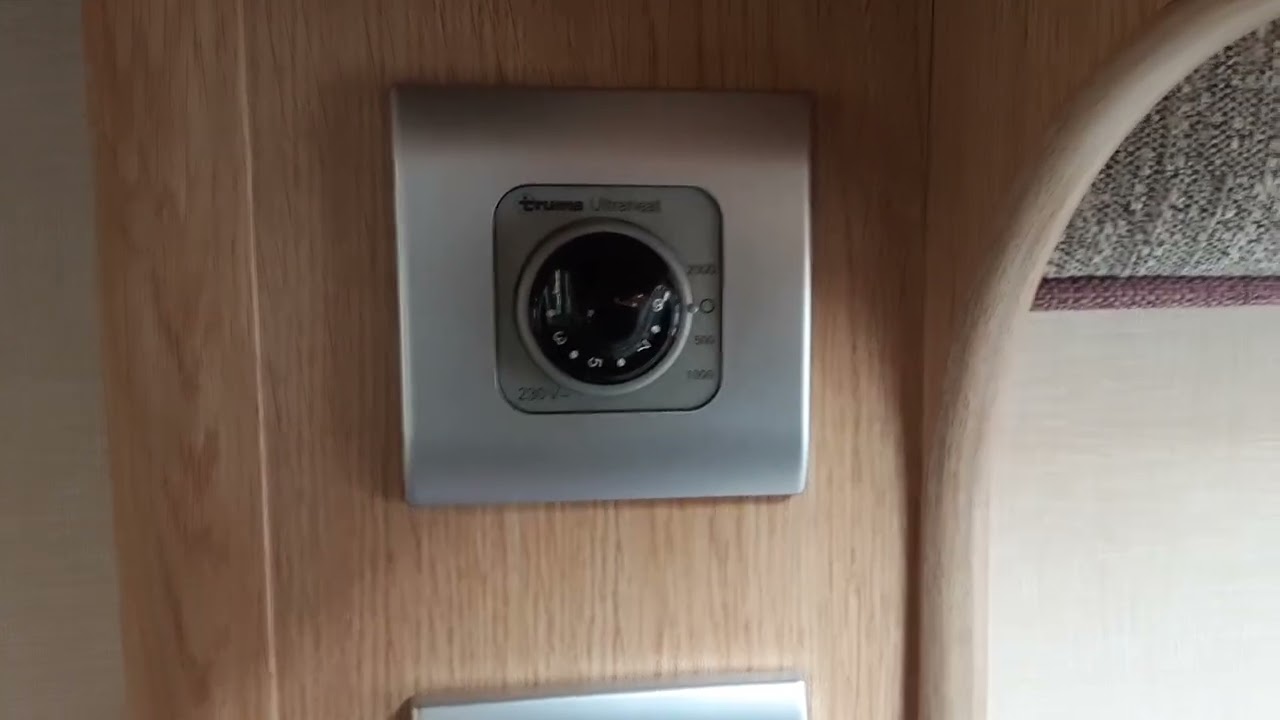 FC18171- 2010 Coachman Pastiche 460/2