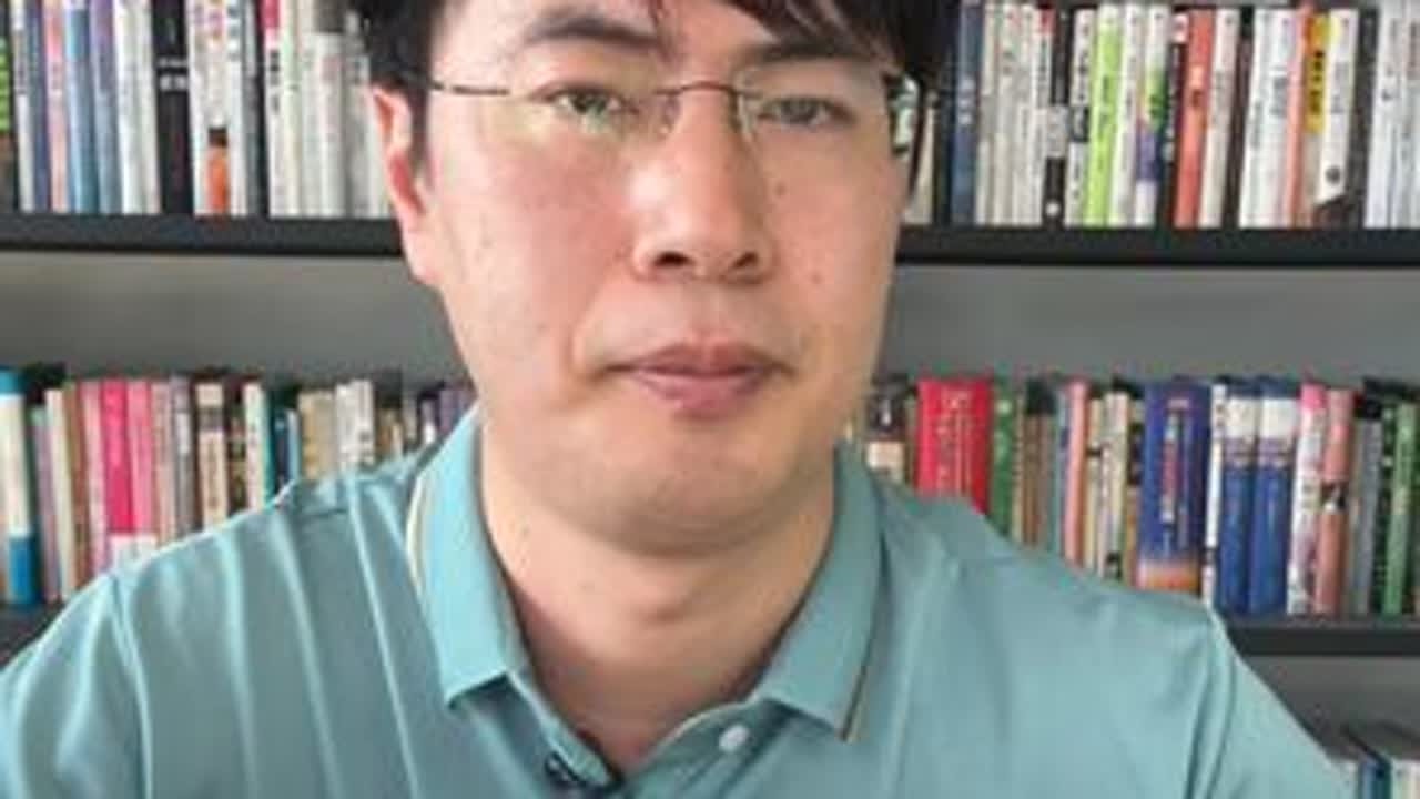 普通人反而更好做投资？这可能是华尔街最不想让你承认的真相。 #投资 #财务自由 #普通人 #长期主义 #定投