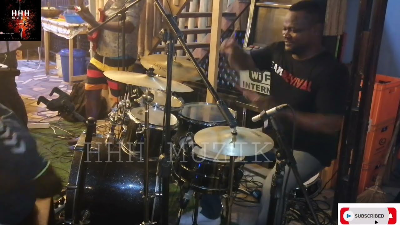 ATO BONA DRUMS FATHER ON MASSIVE & CRAZY DRUM PLAY 🔥🥁MUST WATCH😱😱😱 THE PASSION 😂@nativafrikgh6779