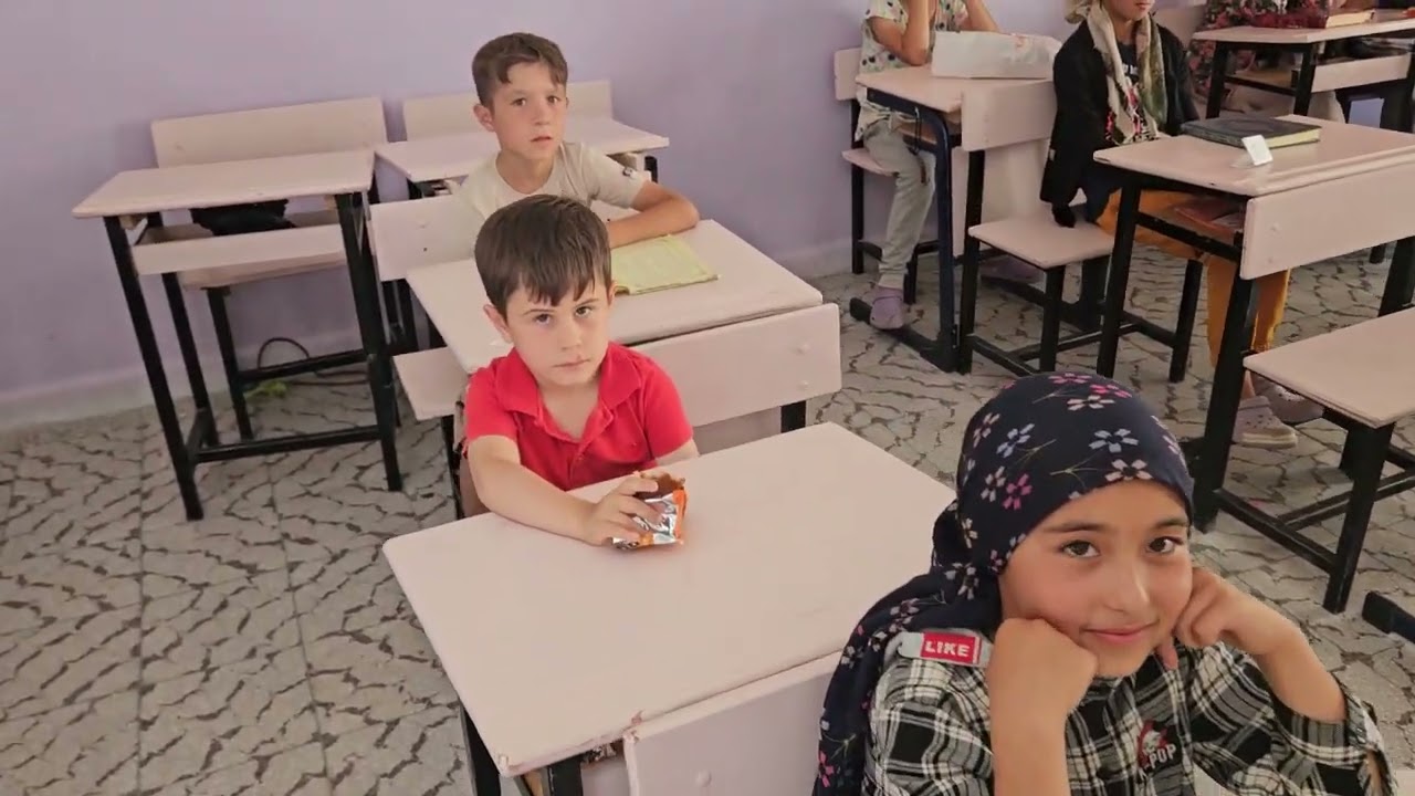 DEMİRCİ'nin ESENYURT KÖYÜNDE KÖY İMAMI HASAN BARUTÇU HOCANIN YAZ KURAN KURSUNDAN GÖRÜNTÜLER