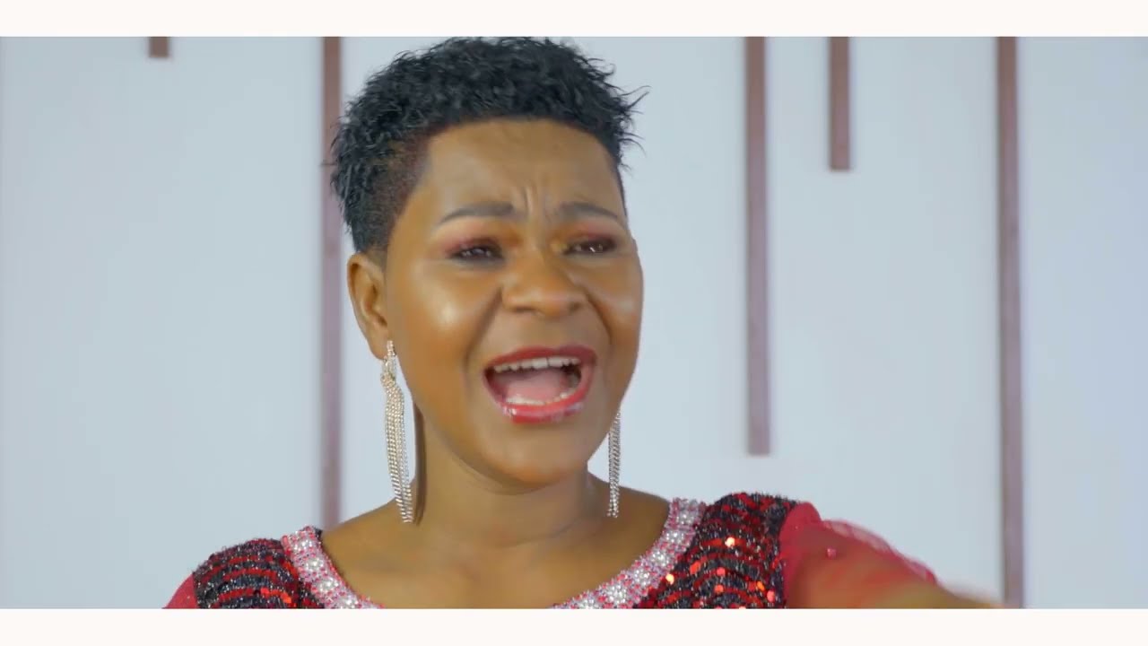 ROSEMARY NJAGE FT MARTHA MWAIPAJA -  YOTE NI KWA MUDA (Official Video) For Skiza 69814272