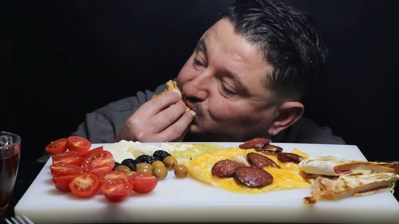 ||ASMR MUKBANG|| Kahvaltı Sucuklu  Yumurta | Breakfast Sausage Eggs