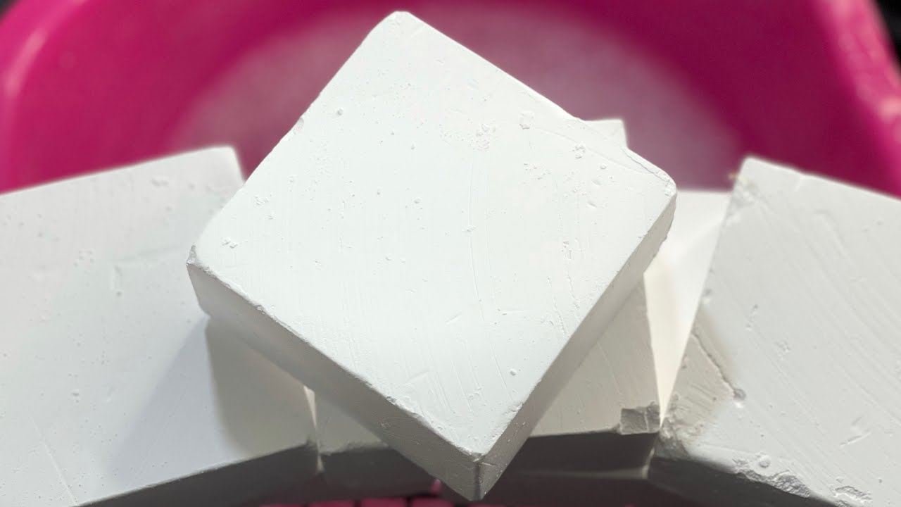 ASMR | #FreshBlockFriday | Plain Jane SPRI Crumbled in water | Crunchy Satisfying Gym Chalk Crush