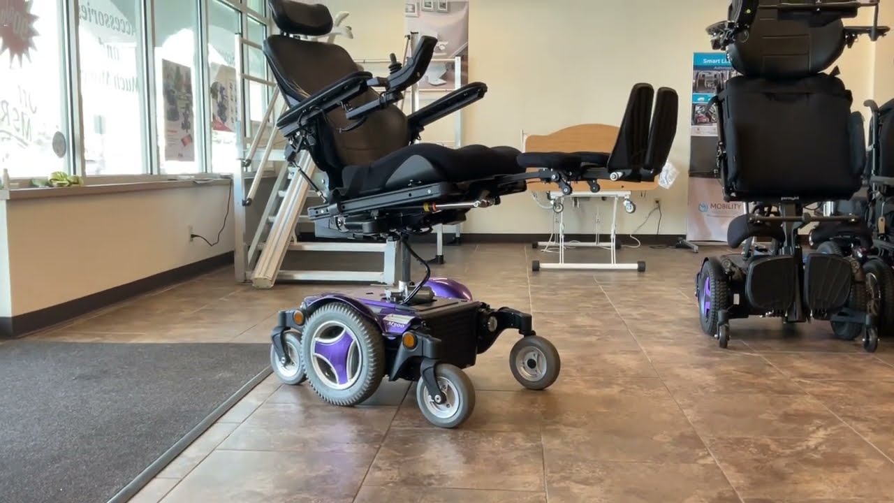 Permobil M300 Power Wheelchair with Seat Elevate | Only 31 Miles!