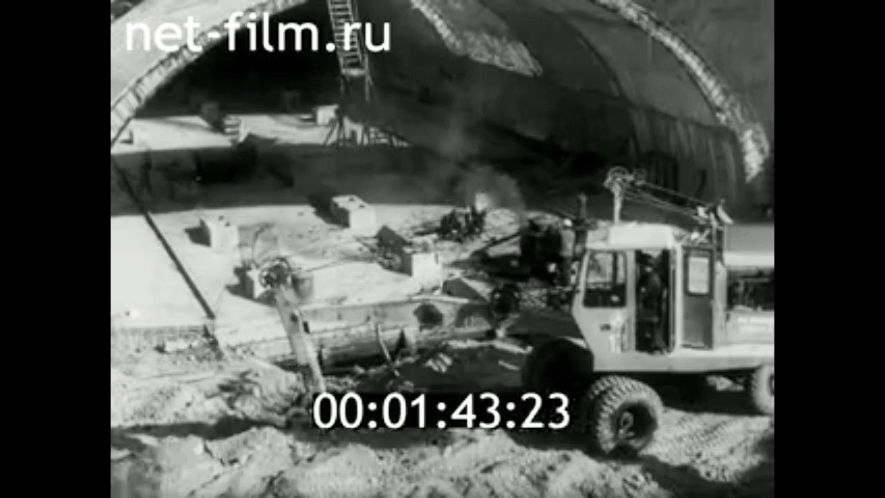 1975г. Ташкент. метрополитен.