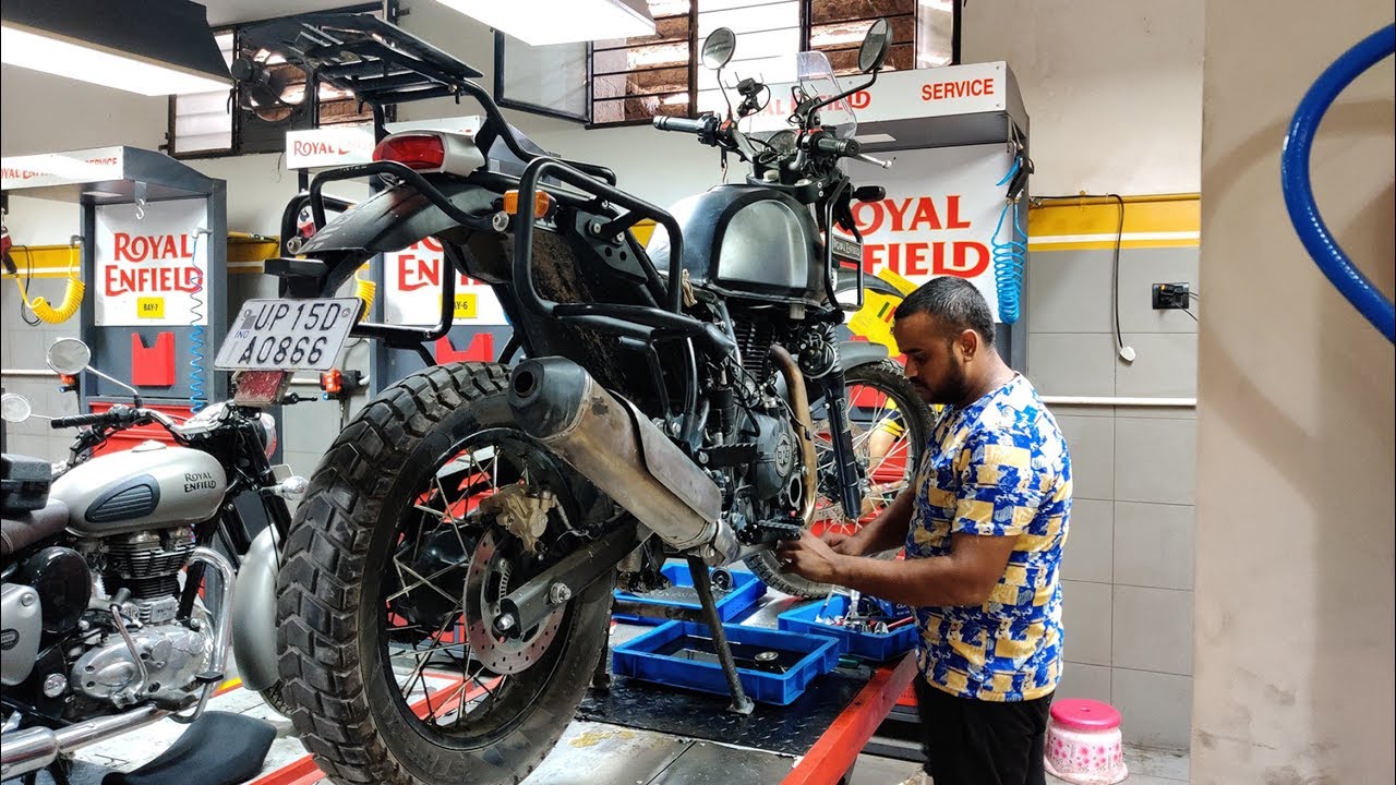 Royal Enfield Himalayan Bs4 service | Second service | What happened | @Lehexpress