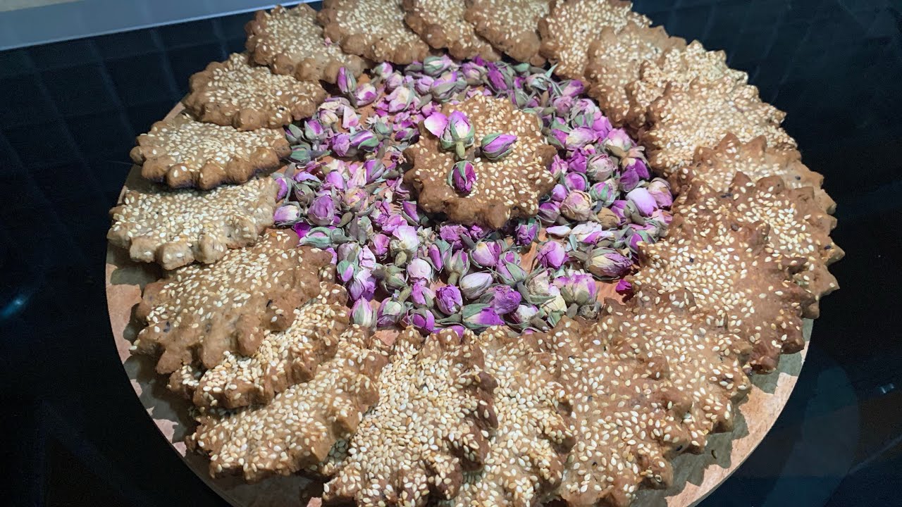 كومبا كعك العيد بالحيلب طعم وشكل بيشهي لا يقاوم 😋😋