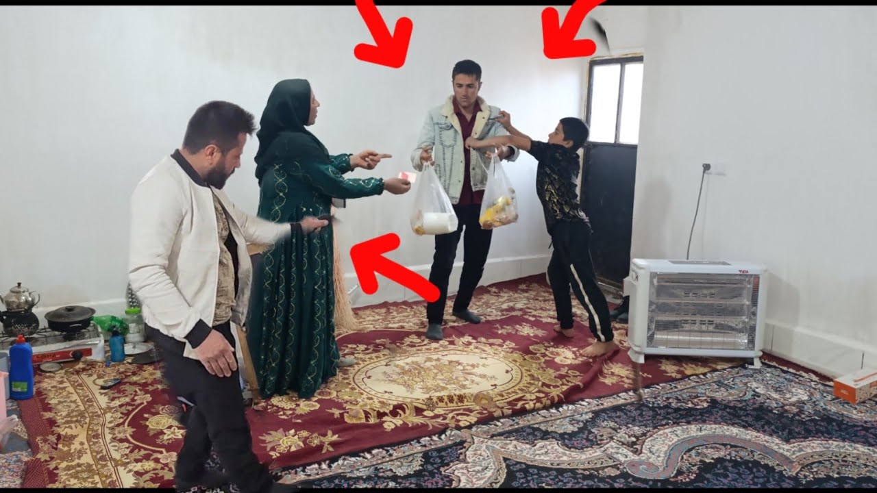 The beginning of the new season: the release of Hossein and Soraya after Hojjat's arrest. To Fatima