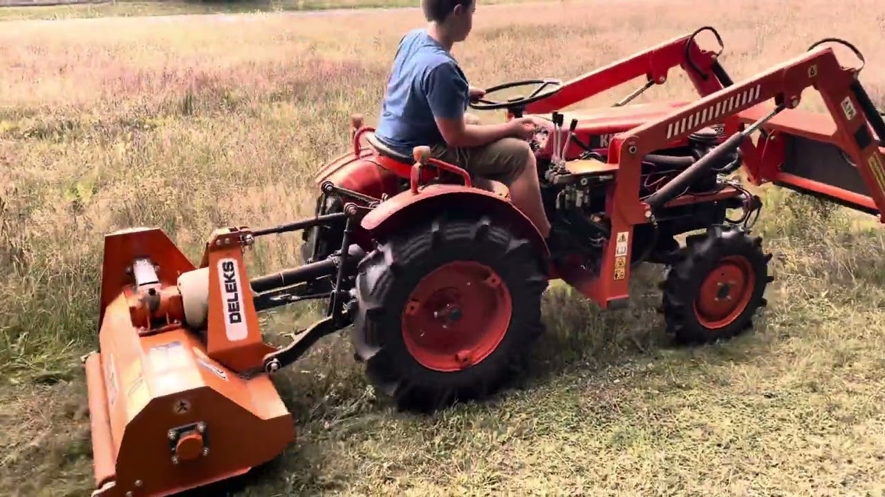 Kubota B7000 - Wiese mähen mit 1 Meter Mulcher