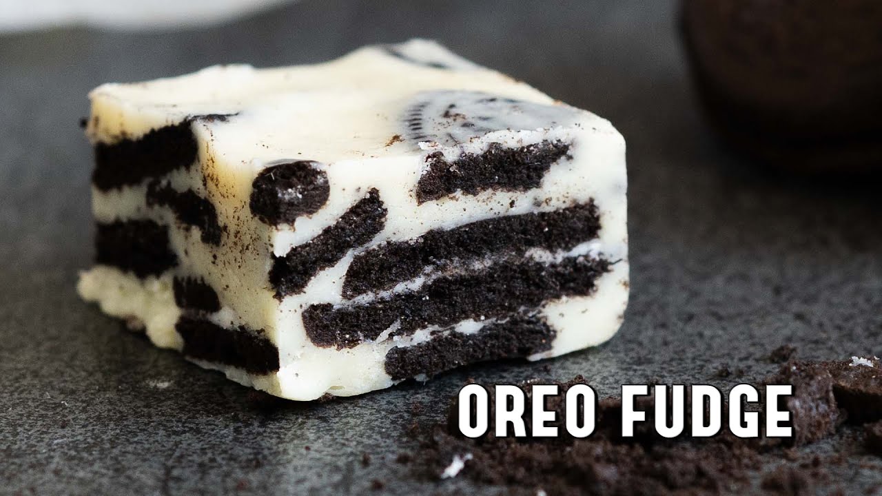 White Chocolate Oreo Fudge // ONLY 3 INGREDIENTS