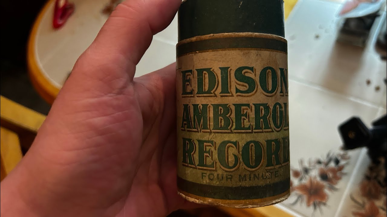 “Foxy Kid” by Edison Concert Band.  1910 Edison Records