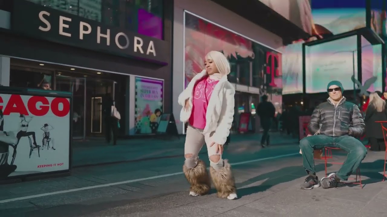 Let Me Calm Down 🧠🫀❄️💨 Nicki Minaj Pink Friday 2 Concept Video