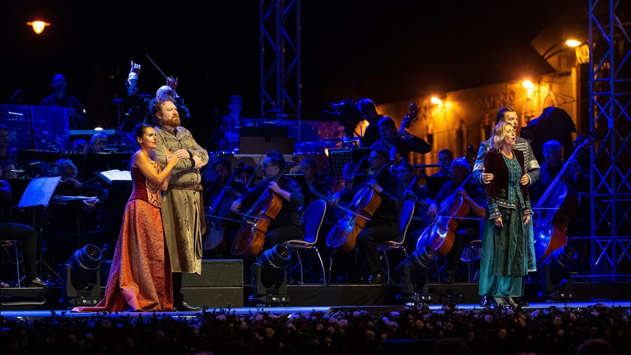 Kodály: A csitári hegyek alatt - Erika Miklósa, Gergely Boncsér, Andrea Szántó, Levente Molnár