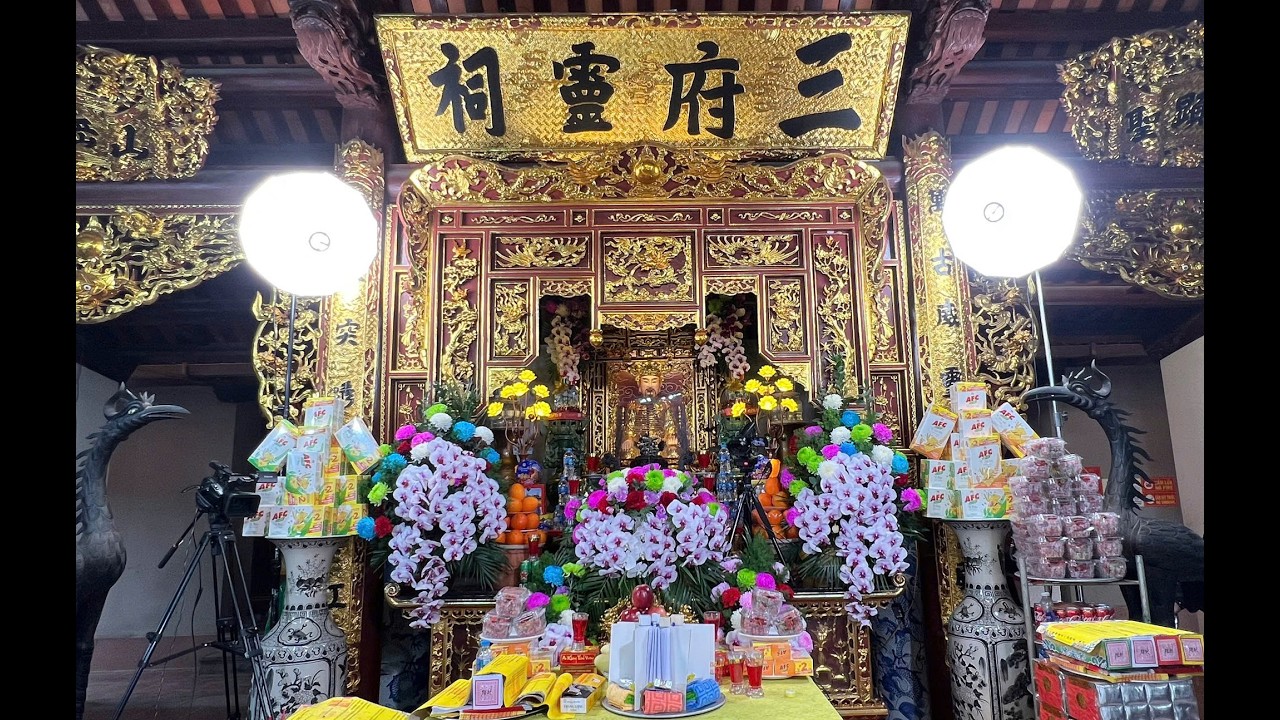 XUÂN THIÊN CÁT NHẬT THỈNH PHẬT TUYÊN KINH CUNG NGHINH TAM TỨ PHỦ CÔNG ĐỒNG TẠI ĐỀN TAM PHỦ