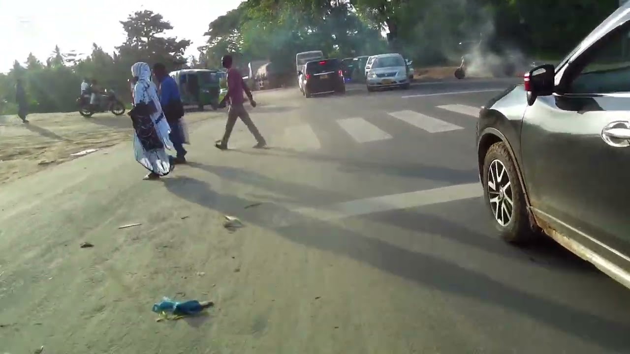 BAADA YA MVUA KUBWA USIKU WA KUAMKIA JMOSI HALI IKO VZR MANDELA RD#daressalaam 