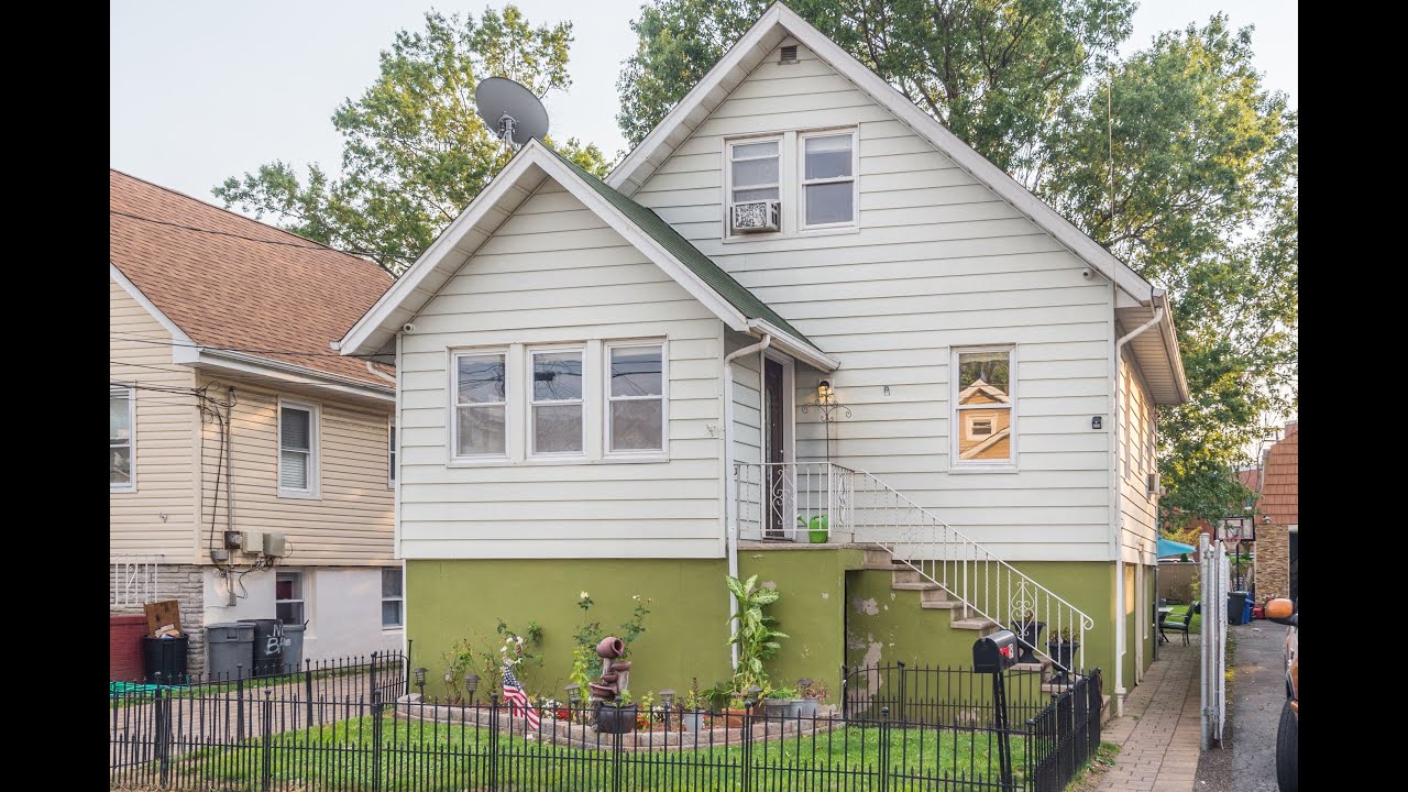 19 Ramella Ave l Moonachie NJ