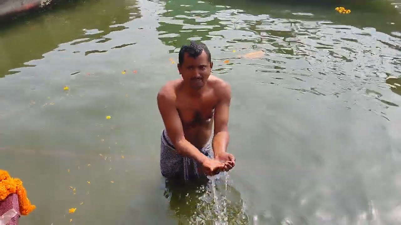 Benaras Ghanga Puja video বেনারসের গঙ্গা নদীর পুজো দিলাম এবং স্বান করলাম  2026।
