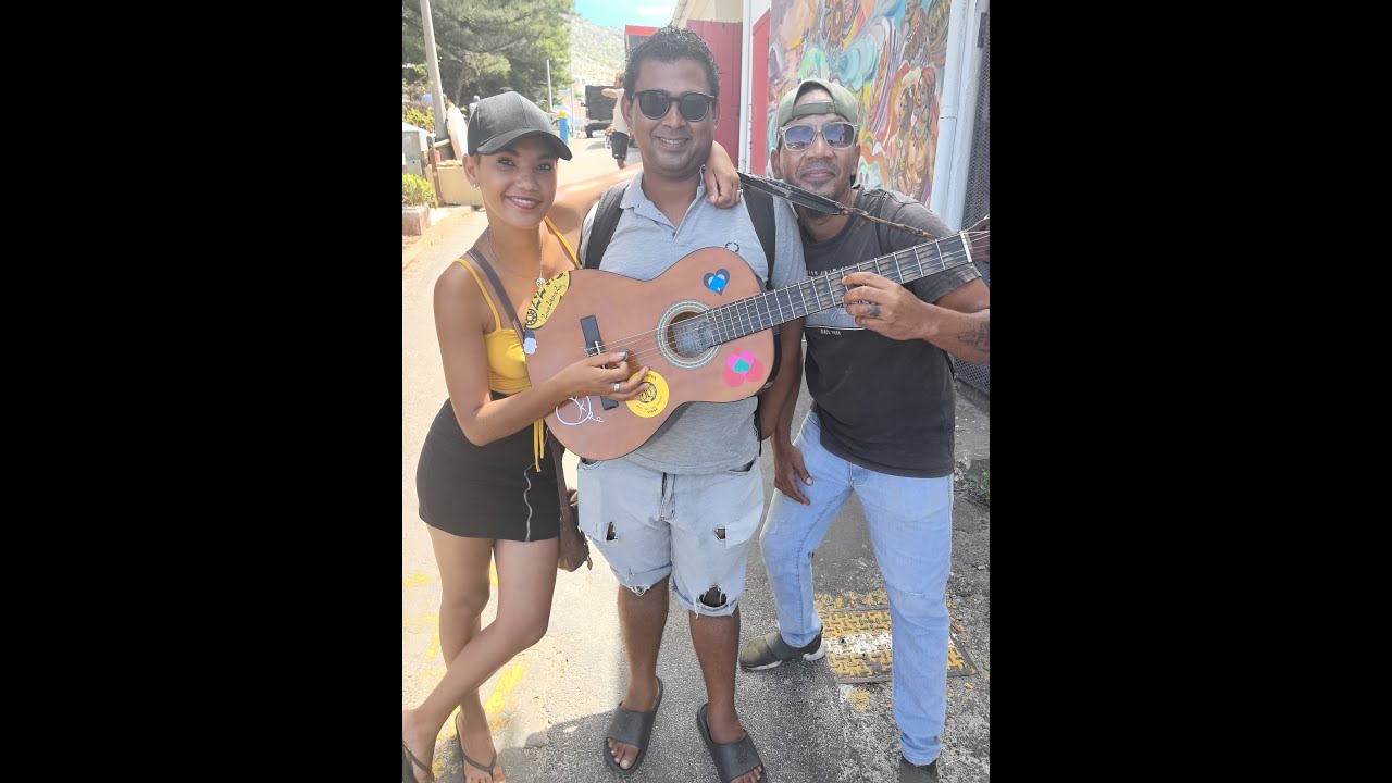 2 Guys and a Chick: Cape Town’s Soul-Busking Trio Taking the World by Storm