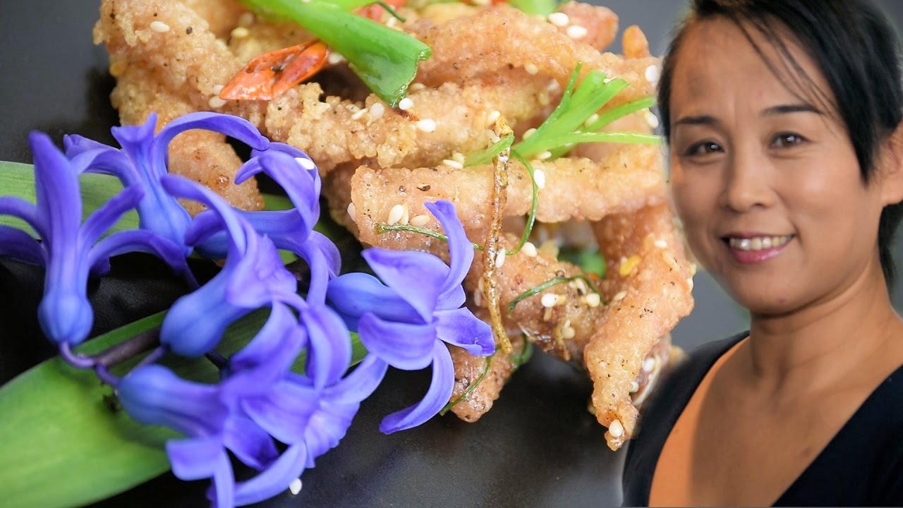 Chinese Crispy Pork Stir-Fry (Chinese Style Cooking Recipe)