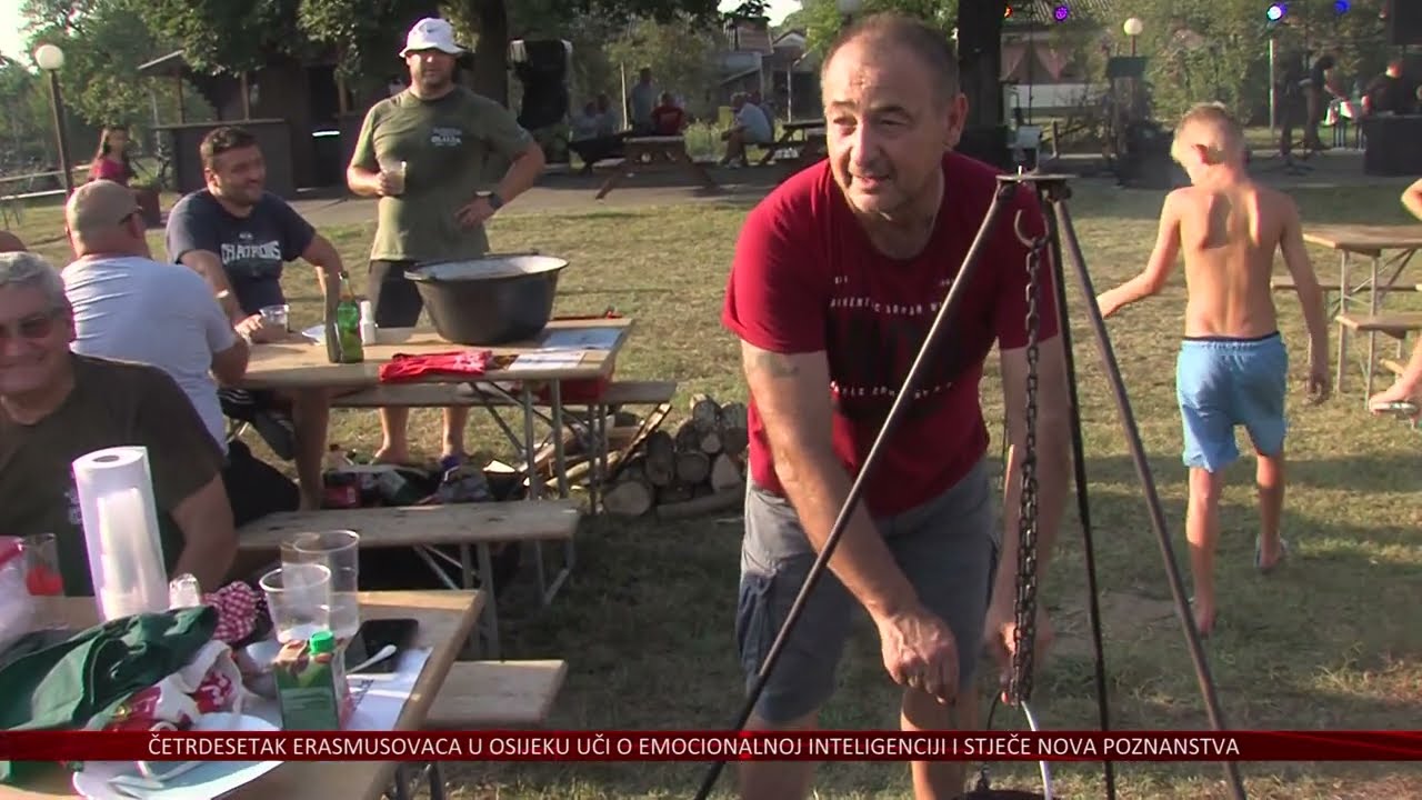 I po najvećim vrućinama pravi majstor fiša ne odvaja se od svog kotlića