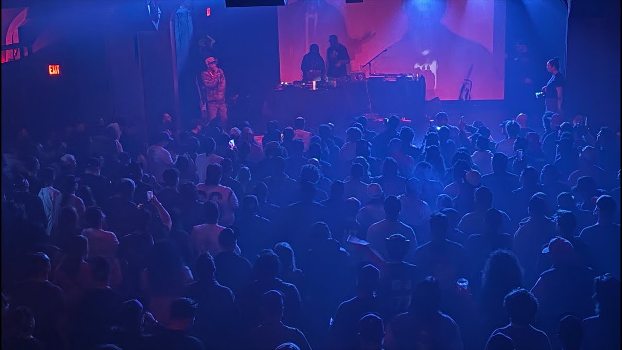 Rome streetz live in Los Angeles for sold out show at the teregram show #romestreetz #griselda 